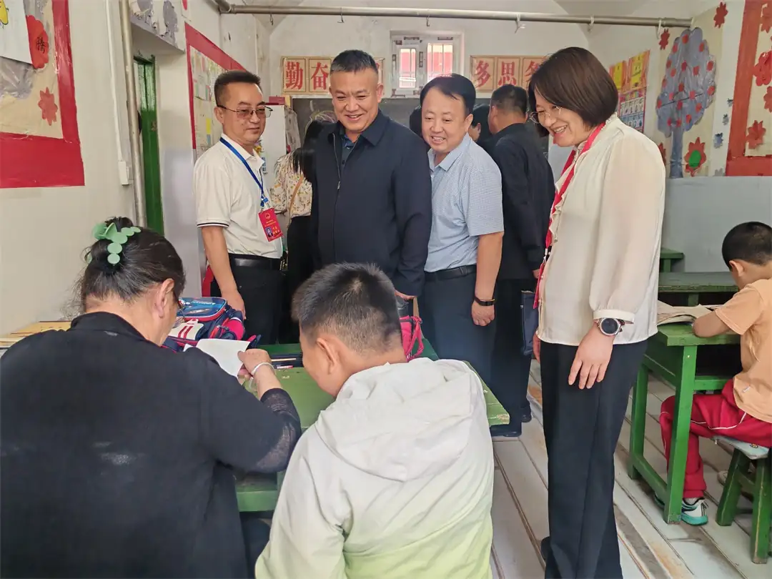 走访春苑小学