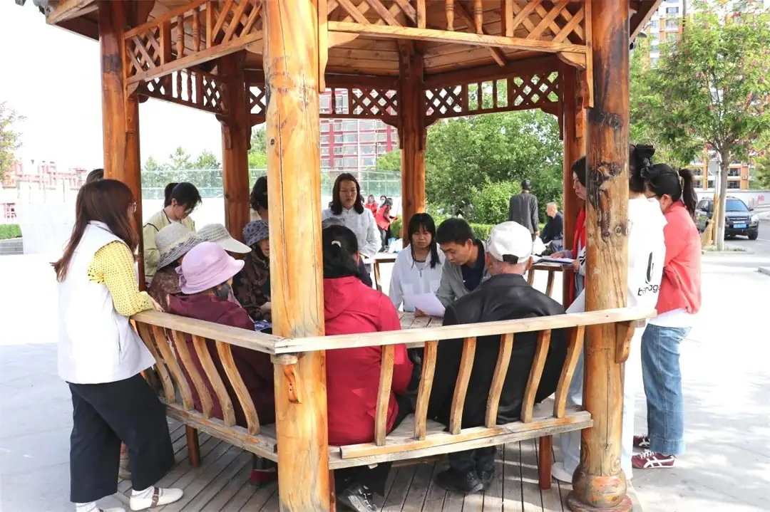 5月8日,福利路社区第一时间召开居民公约修订工作安排部署会议。