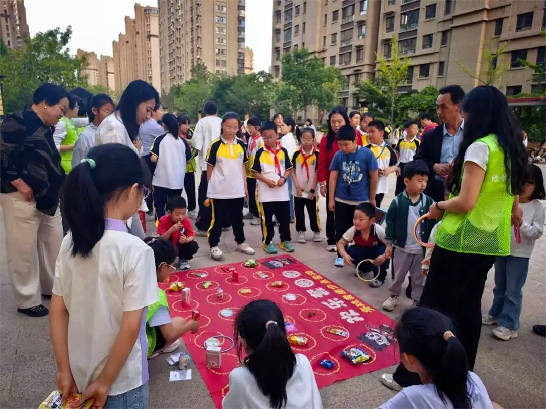 可参与套圈、投壶趣味游戏
