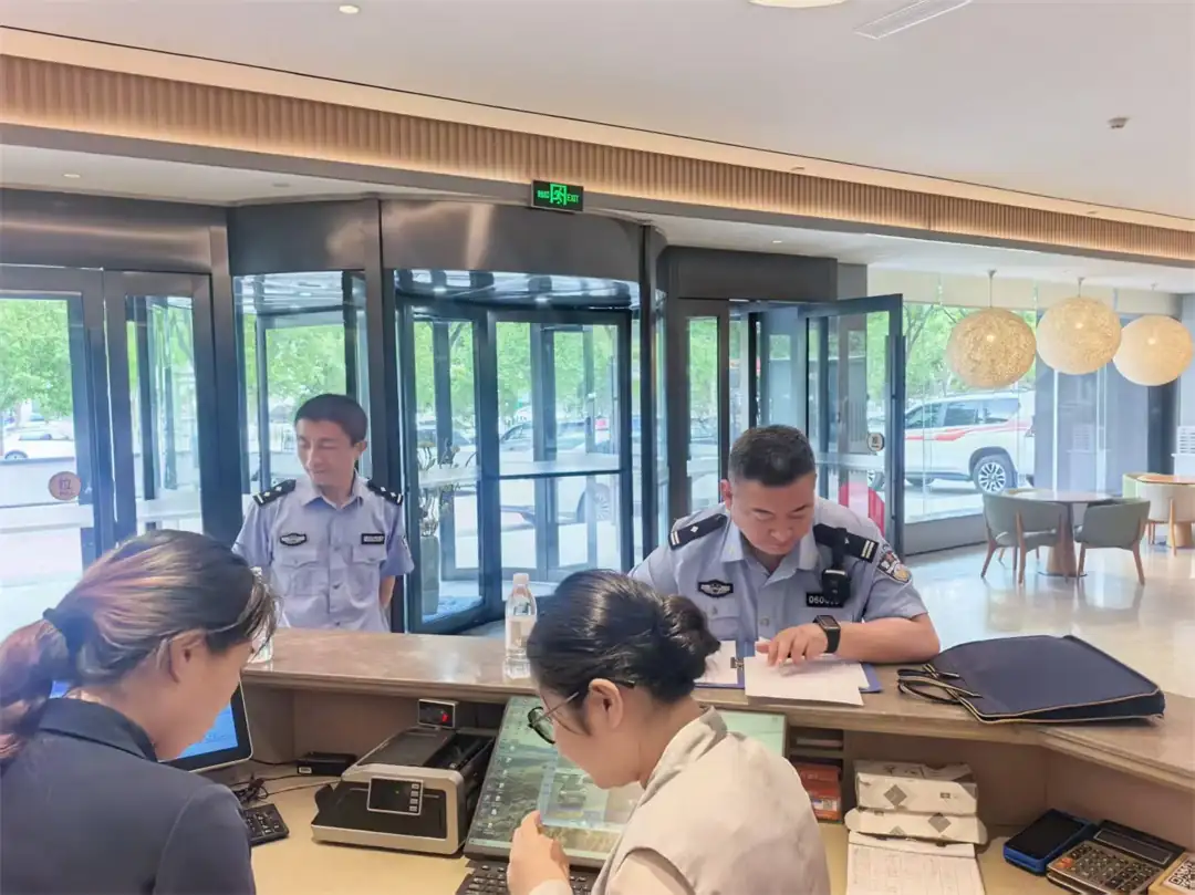 开展校园周边不适宜未成年人场所专项清查整治行动