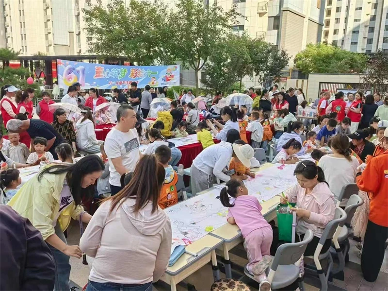 百米亲子集体彩绘