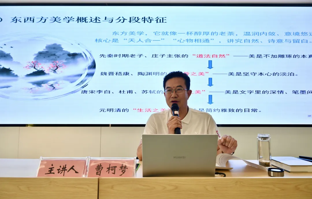 6月12日,榆林市老年大学举办公益讲座,联合公安、银行拆解养老诈骗套路,同步开展艾草锤手工体验。