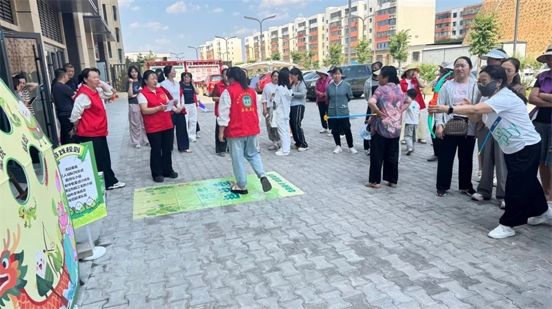 精心设置了趣味投壶迎端午、欢乐射毒贺端阳两大传统游戏