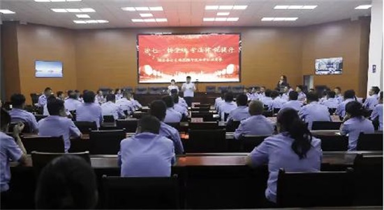 6月30日,靖边县公安局举办“迎七一 铸党魂 学法律 促提升”法律知识竞赛
