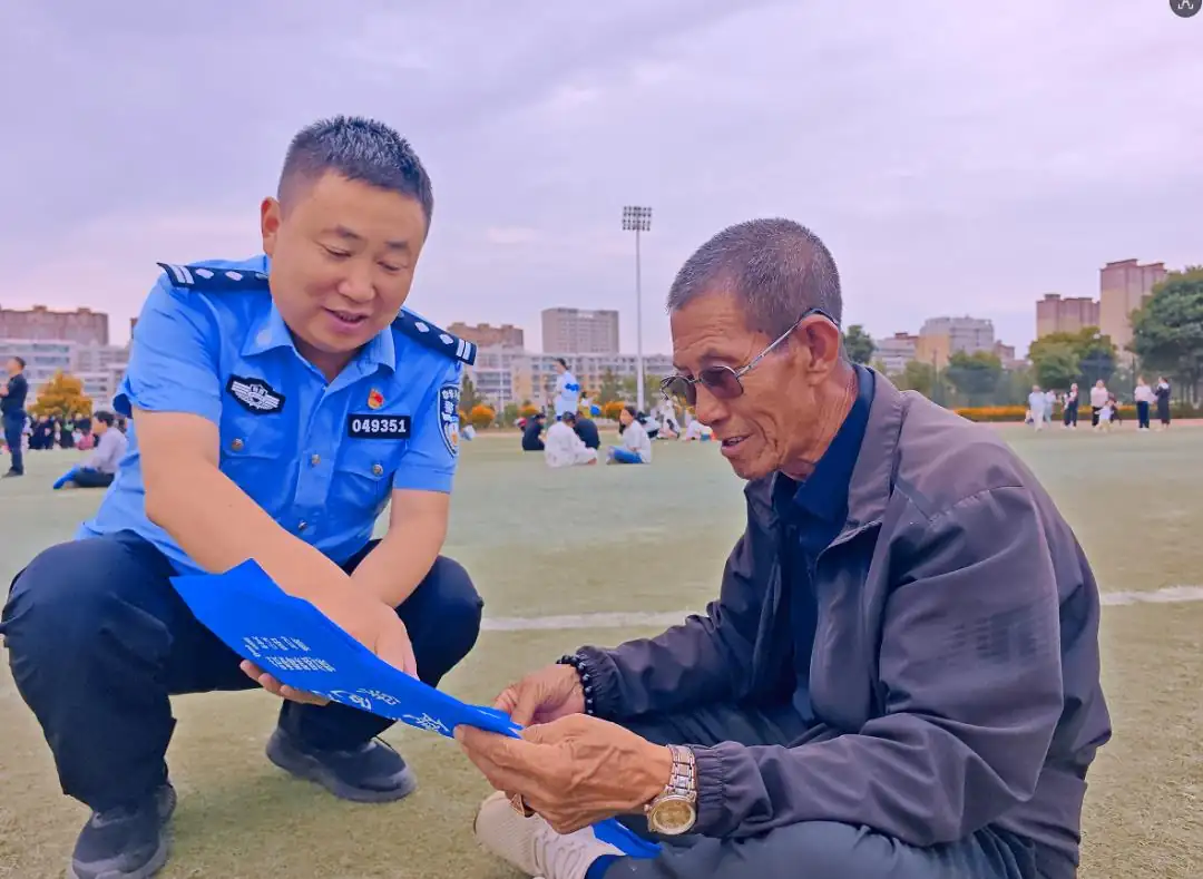 集市乡音“宣”防诈骗，劝阻群众3000余人次