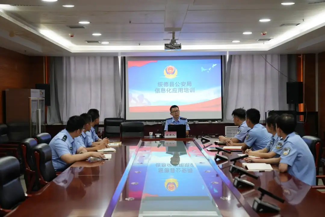 组织专题学习习近平总书记重要训词精神