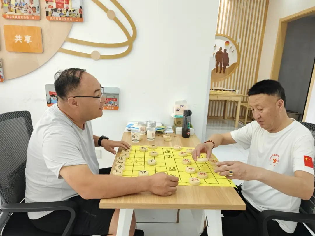 以棋会友乐相聚 国粹文化进社区