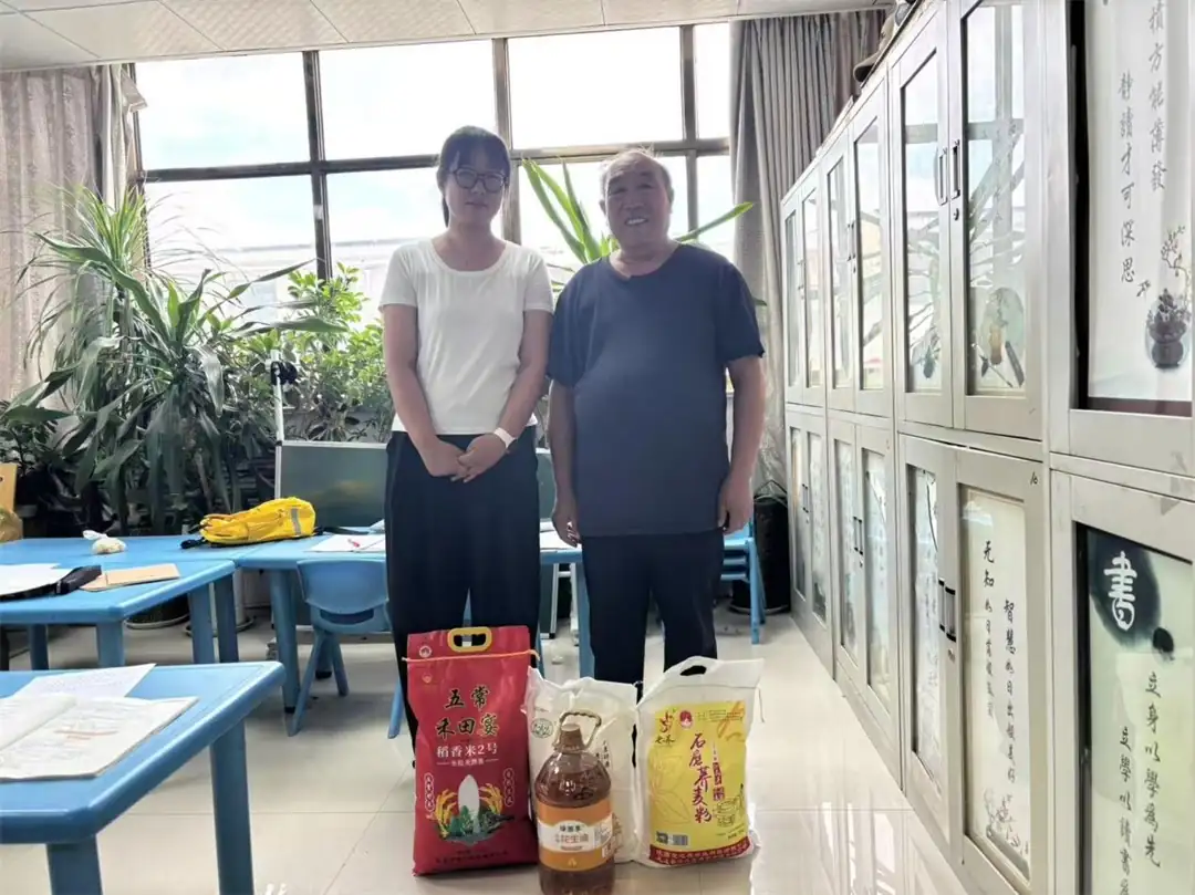 “八一”慰问优抚老兵,尊崇军人温暖兵心