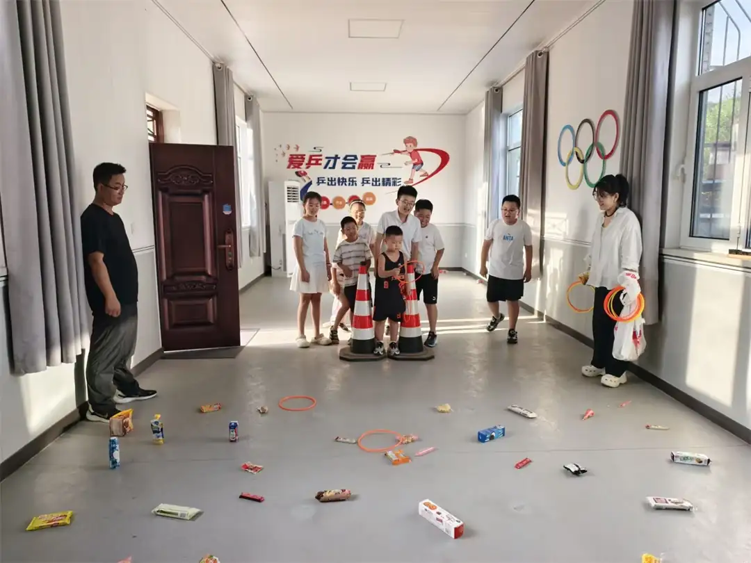7月28日至29日，陕西交控绥定分公司绥德路产养护中心组织职工赴绥德地委旧址、李子洲故居开展红色研学。
