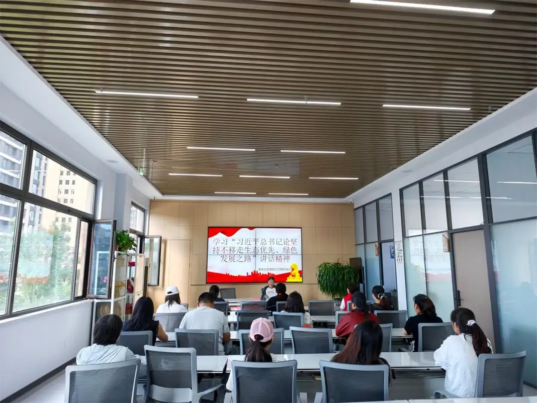 榆阳区崇文路街道春苑社区：深学生态文明思想 践行绿色发展理念