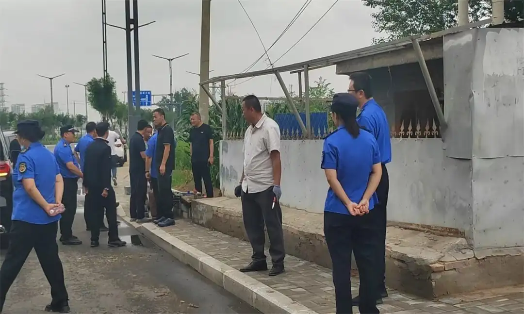 榆阳区崇文路街道春苑社区：啃下危房硬骨头 守护群“众头顶上的安全”