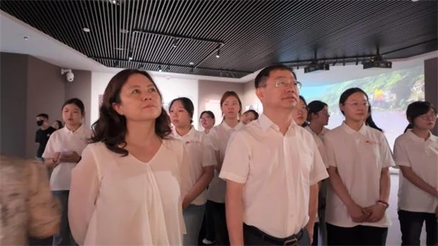 榆林大学校领导莅临现场观摩指导