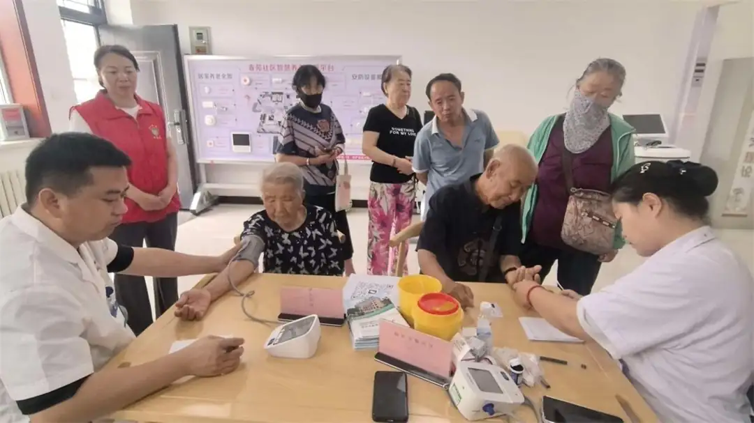 榆阳区崇文路街道春苑社区常态化助老服务 守护辖区老年群体幸福晚年