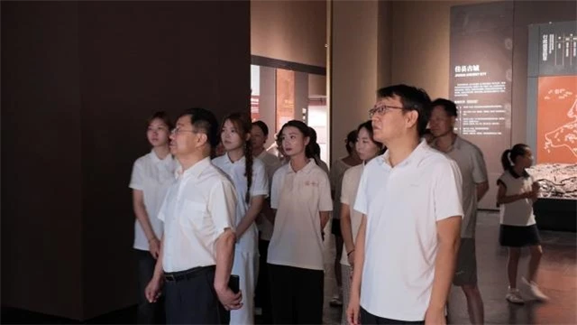 榆林大学校领导莅临现场观摩指导