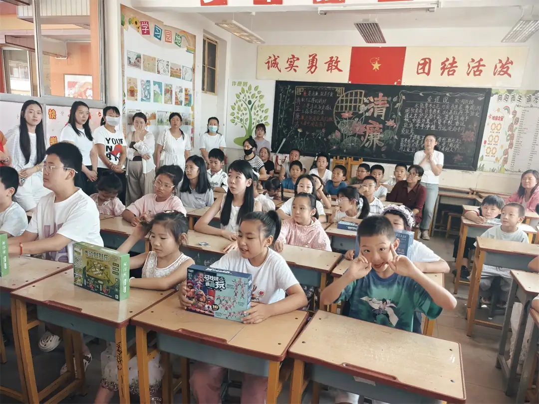 “益路童行 普惠你我”假期辅导班结课啦——鼓楼街道普惠泉社区结课仪式
