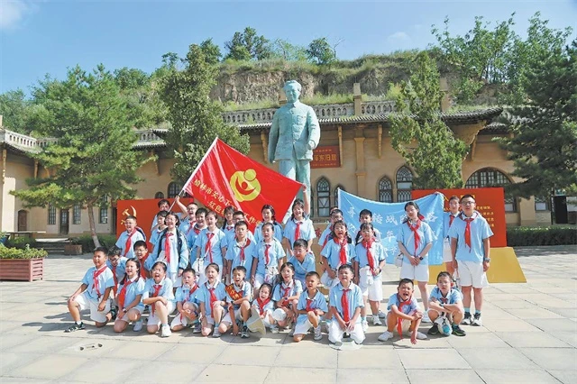 榆林市关工委组织开展“青少年党史学习月”研学活动