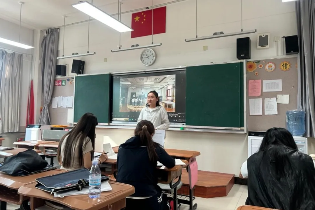9月18日至19日,榆林市基础教育教学能手培养对象第二次集中研修在高新二中举办,近350名培养对象及导师参训。