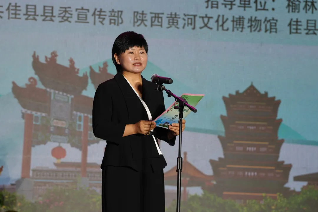 9月21日,2026“清爽榆林”文旅季佳县分会场暨“黄河岸边枣儿红”迎国庆推介会在东方红文化产业园启幕,活动持续至9月22日。