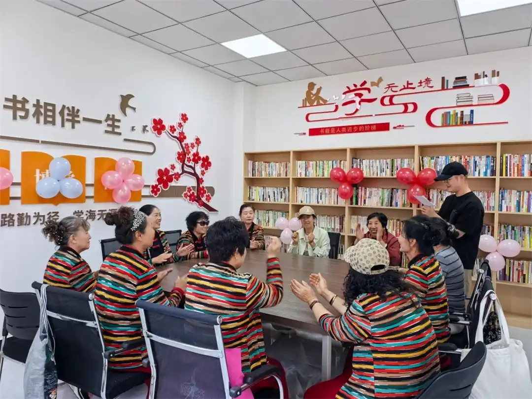 月满古城·情暖驿站——鼓楼街道古城便民服务驿站举办中秋游园会
