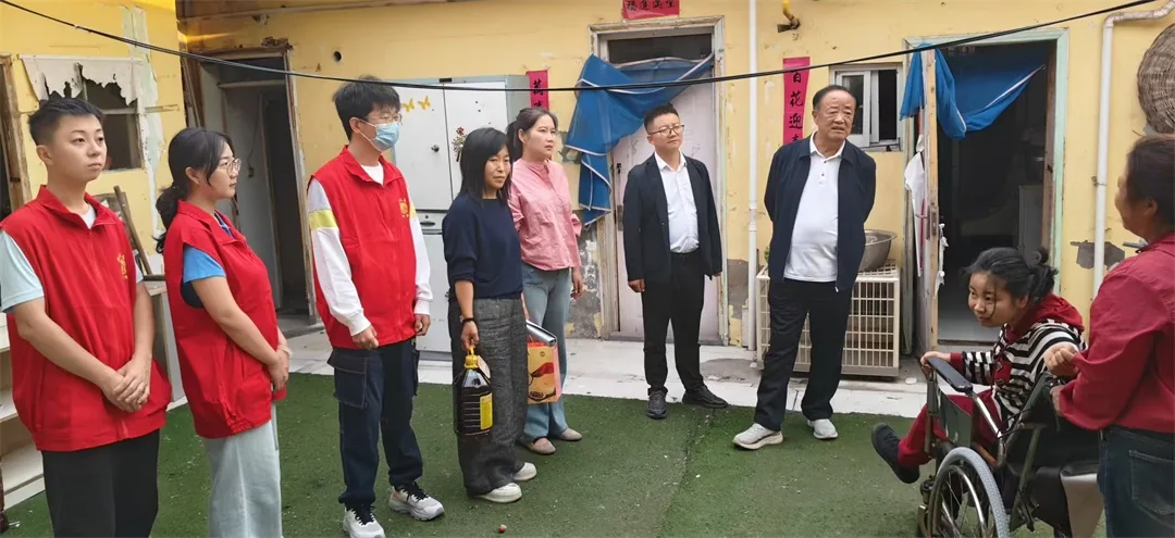 月满中秋·慈善传真情——崇文路街道崇文路社区开展中秋文艺汇演暨慈善慰问活动