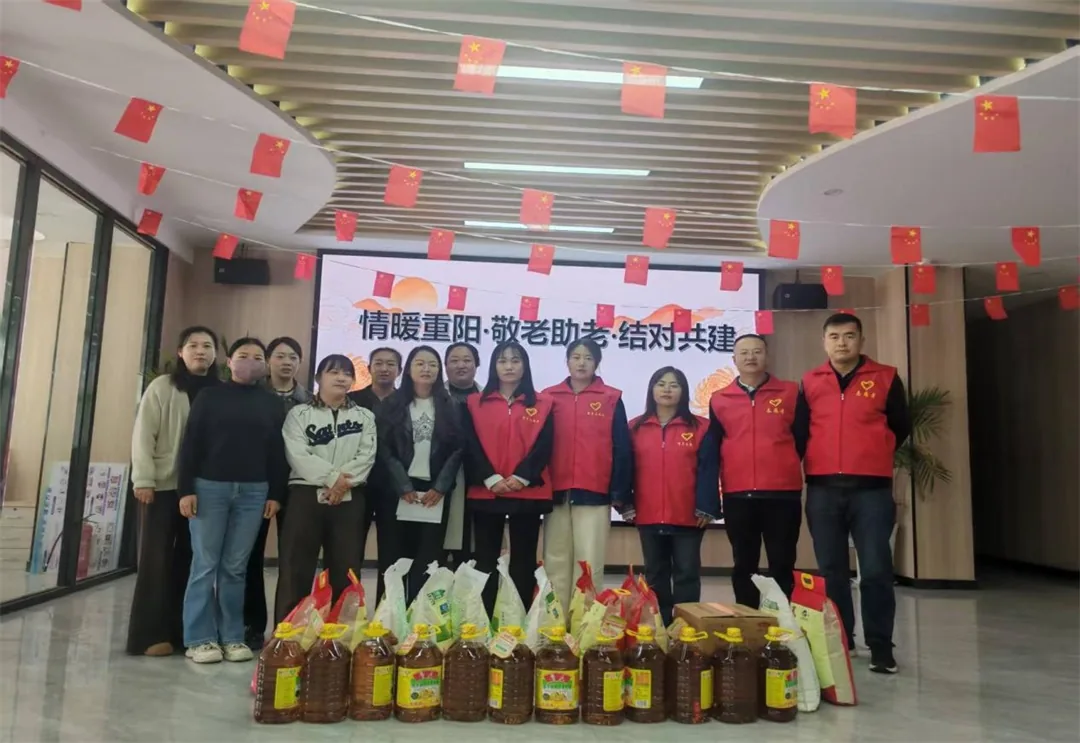 榆阳区驼峰路街道长虹路社区重阳节敬老志愿服务活动圆满举行