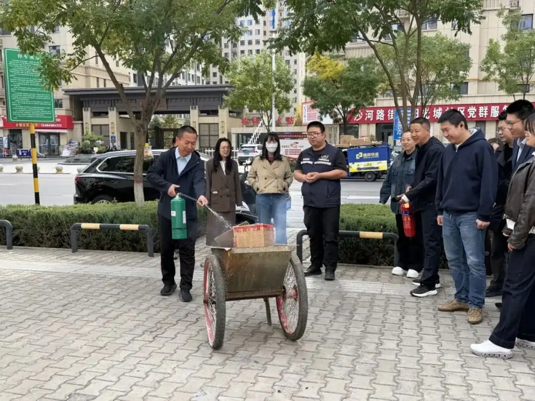 10月20日上午,榆林市新华书店开展消防安全专题培训
