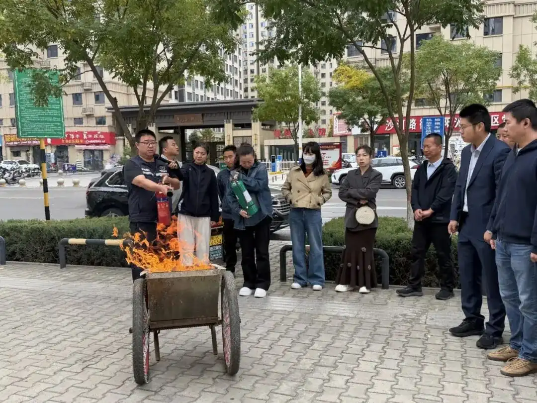 10月20日上午,榆林市新华书店开展消防安全专题培训