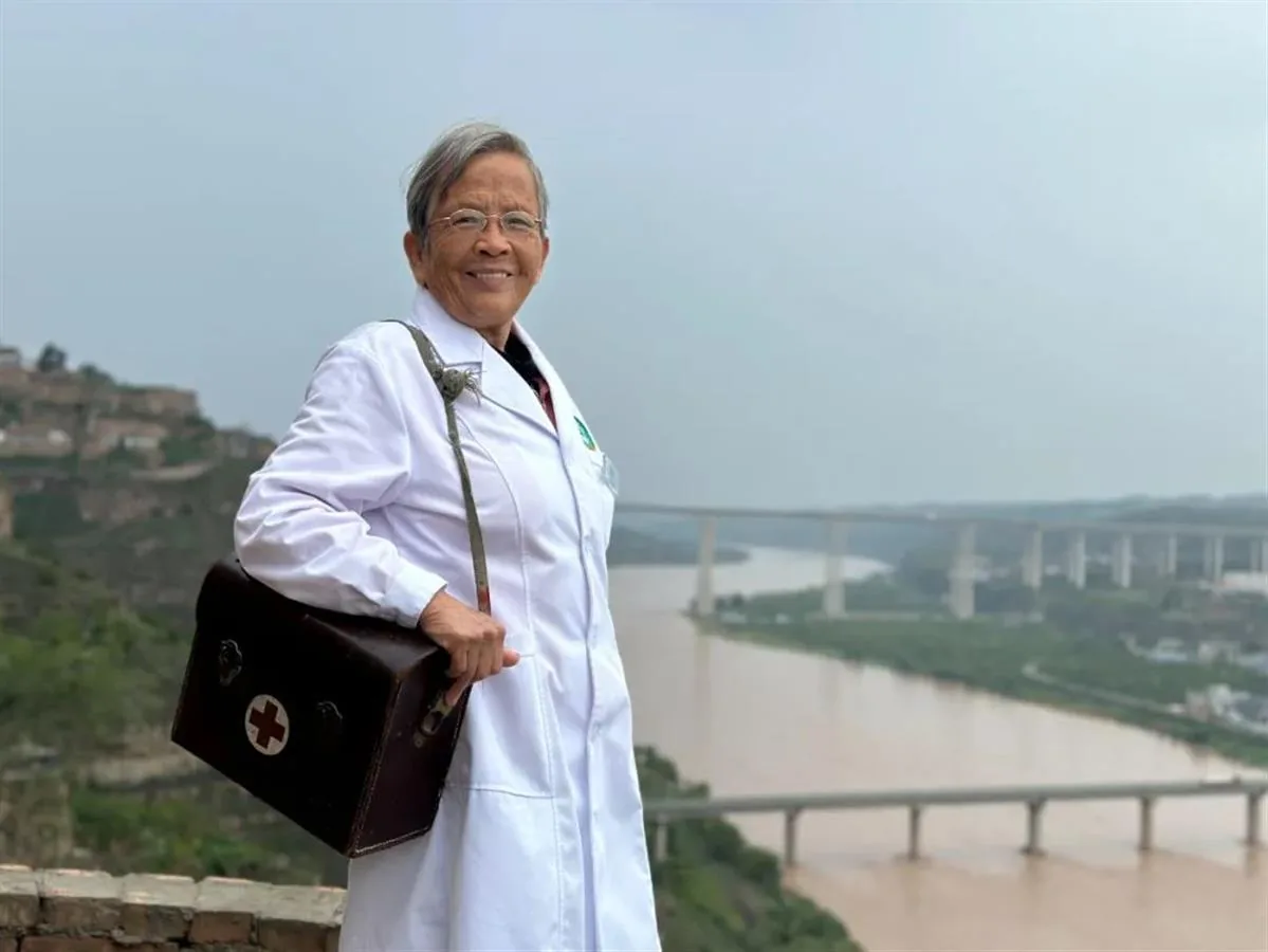 我与路生梅大夫的三次“艺术邂逅”