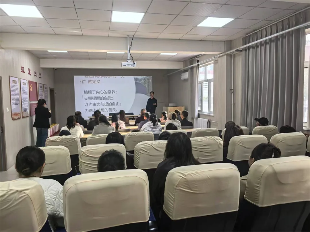 厚植优良家风 共育文明葡园——榆阳区葡萄园社区开展家风文明建设宣传活动