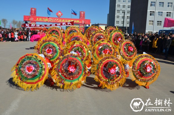 神木大保当镇：鸡年春节年味浓 十一支秧歌闹得红
