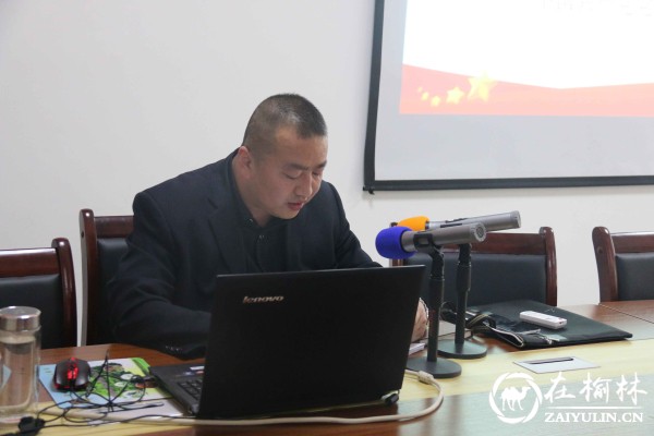 榆阳区驼峰办金榆社区党支部书记带头讲党课 谱写追赶超越新篇章