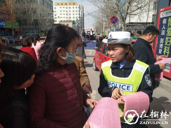 靖边交警铁腕整治无牌无证摩托车上路违法行为