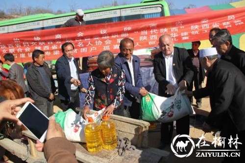 陕西少华集团董事长高海军为神木卧病老人献爱心